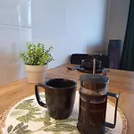 Moderna * Kostuchna